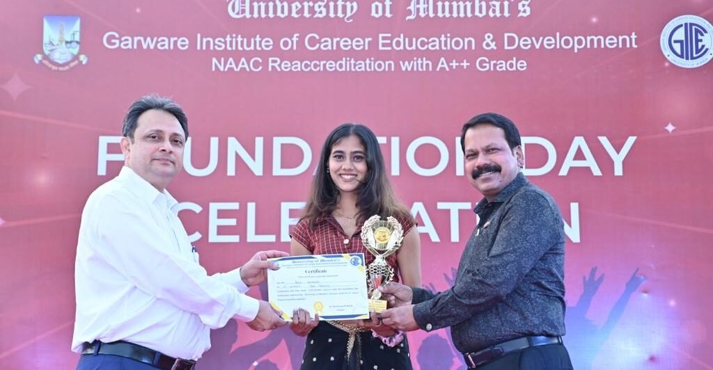 2742cd06-200c-4028-9497-bb00ef7e083e